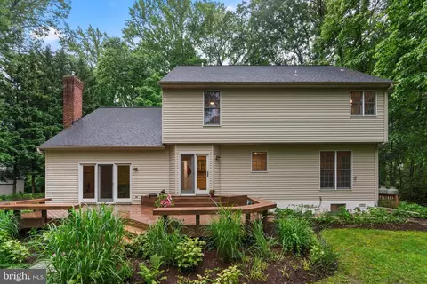 1813 Crosspointe Dr, Annapolis, MD 21401 photo 5