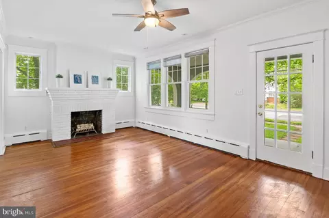 Living - 400 Taylor Ave, Annapolis, MD 21401 photo 2 of 6