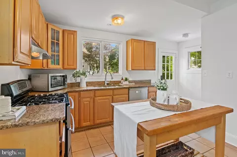 Kitchen - 400 Taylor Ave, Annapolis, MD 21401 photo 5 of 6