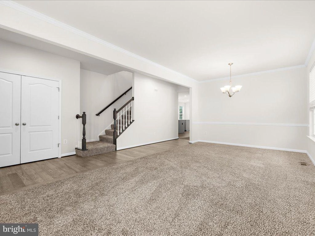 Living - 7942 Meridian Dr, Pasadena, MD 21122 photo 2 of 16
