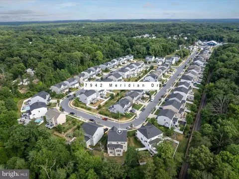 View/Area - 7942 Meridian Dr, Pasadena, MD 21122 photo 11 of 13