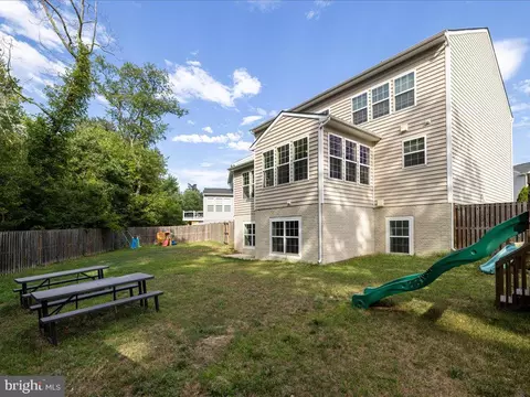 Exterior - 7942 Meridian Dr, Pasadena, MD 21122 photo 5 of 6