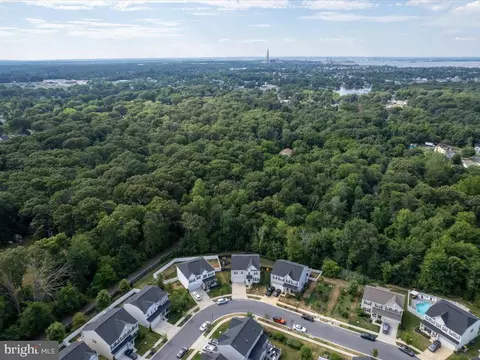 View/Area - 7942 Meridian Dr, Pasadena, MD 21122 photo 4 of 13