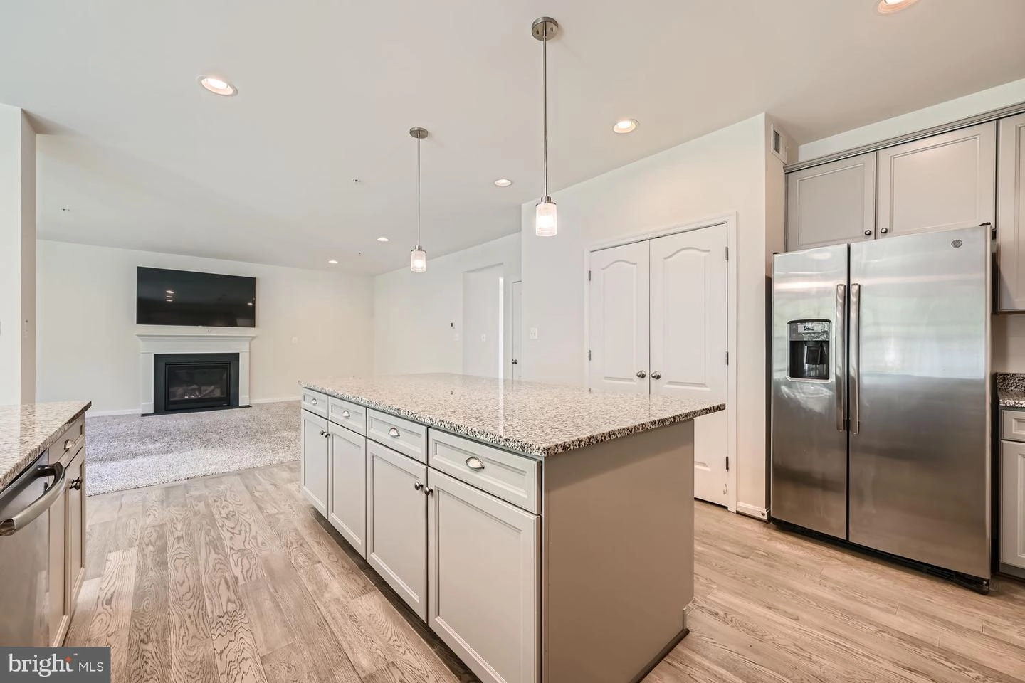 Kitchen - 7942 Meridian Dr, Pasadena, MD 21122 photo 3 of 8