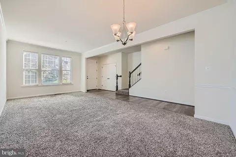 Living - 7942 Meridian Dr, Pasadena, MD 21122 photo 1 of 16