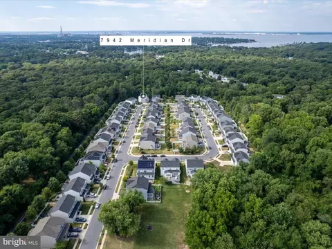 View/Area - 7942 Meridian Dr, Pasadena, MD 21122 photo 9 of 13
