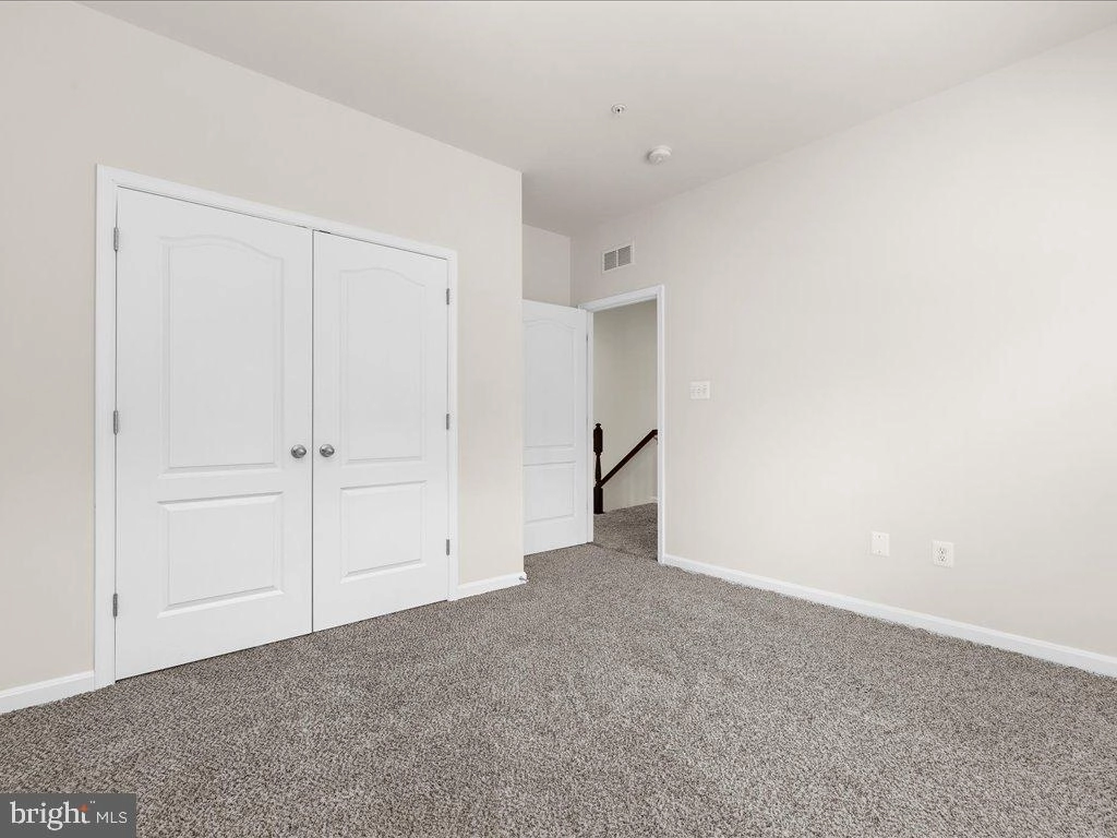 Bedroom - 7942 Meridian Dr, Pasadena, MD 21122 photo 5 of 8