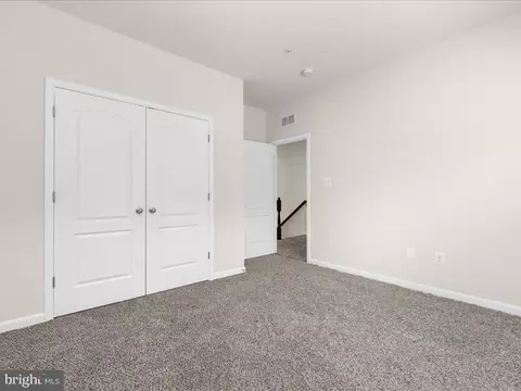 Bedroom - 7942 Meridian Dr, Pasadena, MD 21122 photo 5 of 8