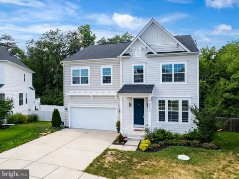 Exterior - 7942 Meridian Dr, Pasadena, MD 21122 photo 3 of 6