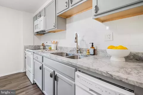 2943 E Almondbury Dr, Pasadena, MD 21122 photo 15