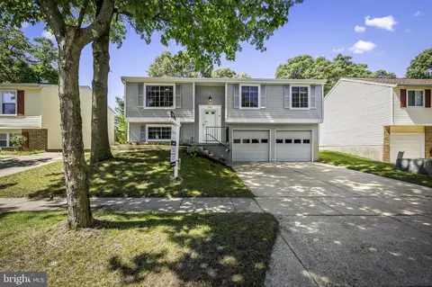 2943 E Almondbury Dr, Pasadena, MD 21122 photo 3