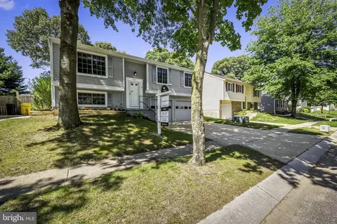 2943 E Almondbury Dr, Pasadena, MD 21122 photo 4