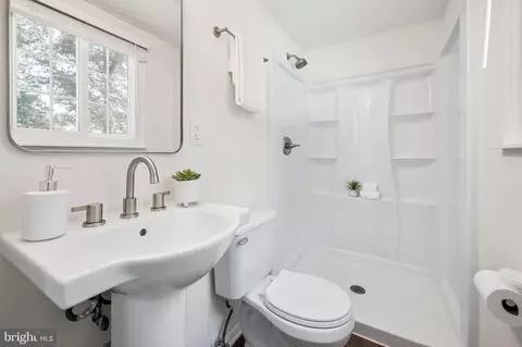 2943 E Almondbury Dr, Pasadena, MD 21122 photo 17