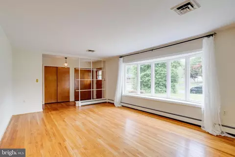 Living - 1190 Winer Rd, Odenton, MD 21113 photo 15 of 15