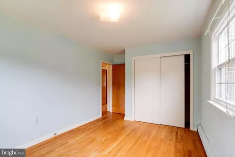 Bedroom - 1190 Winer Rd, Odenton, MD 21113 photo 6 of 17
