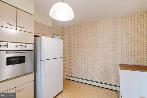 Kitchen - 1190 Winer Rd, Odenton, MD 21113 photo 2 of 4