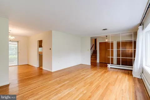 Living - 1190 Winer Rd, Odenton, MD 21113 photo 14 of 15