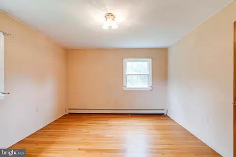 Bedroom - 1190 Winer Rd, Odenton, MD 21113 photo 17 of 17
