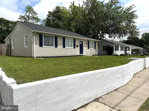 526 Manor Rd, Glen Burnie, MD 21061