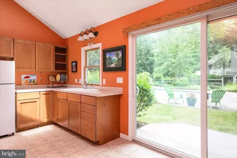 56 Seaborne Dr, Pasadena, MD 21122 photo 50