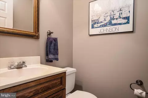 56 Seaborne Dr, Pasadena, MD 21122 photo 36