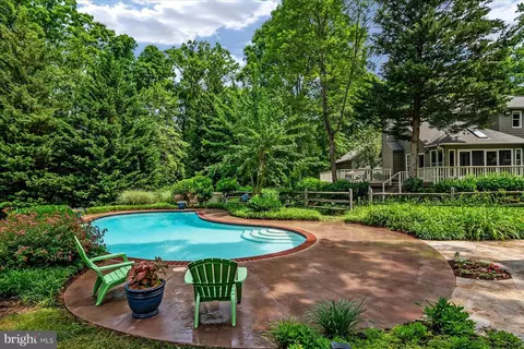 56 Seaborne Dr, Pasadena, MD 21122 photo 43
