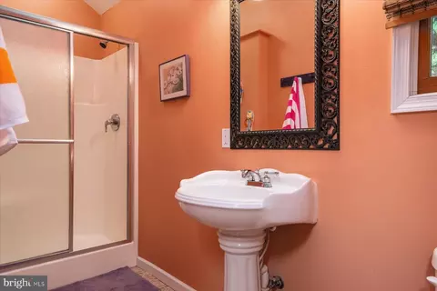 56 Seaborne Dr, Pasadena, MD 21122 photo 52