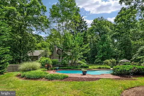 56 Seaborne Dr, Pasadena, MD 21122 photo 47