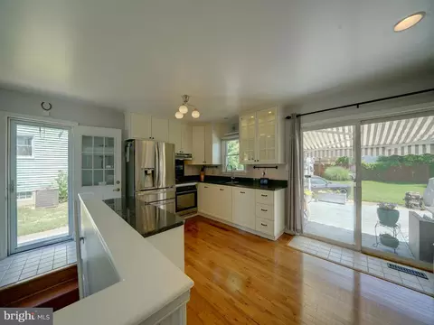 249 Brock Bridge Rd, Laurel, MD 20724 photo 8