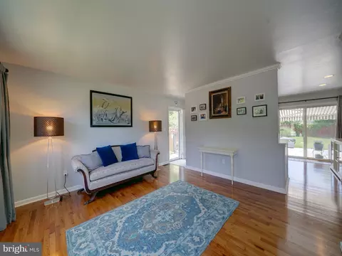 249 Brock Bridge Rd, Laurel, MD 20724 photo 4