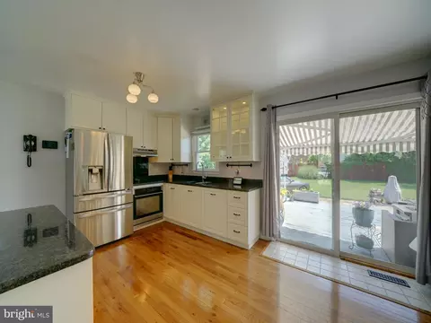 249 Brock Bridge Rd, Laurel, MD 20724 photo 10