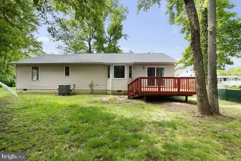439 Birch Dr, Edgewater, MD 21037 photo 4