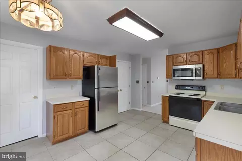 439 Birch Dr, Edgewater, MD 21037 photo 13
