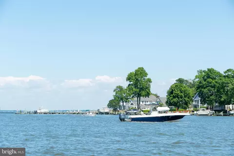 View/Area - 1012 Harbor Dr, Annapolis, MD 21403 photo 2 of 2