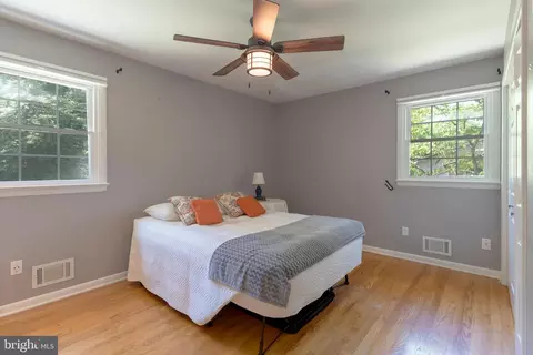 Bedroom - 1012 Harbor Dr, Annapolis, MD 21403 photo 1 of 7