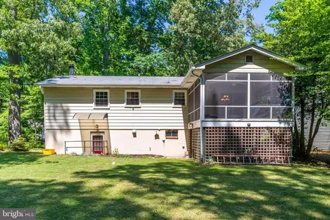Exterior - 1012 Harbor Dr, Annapolis, MD 21403 photo 5 of 5