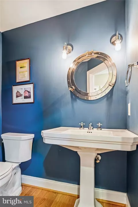 Bath - 8084 Belhaven Ave, Pasadena, MD 21122 photo 1 of 3