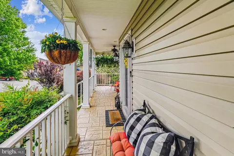 Exterior - 8084 Belhaven Ave, Pasadena, MD 21122 photo 10 of 16