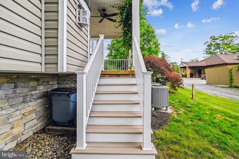 Exterior - 8084 Belhaven Ave, Pasadena, MD 21122 photo 15 of 16