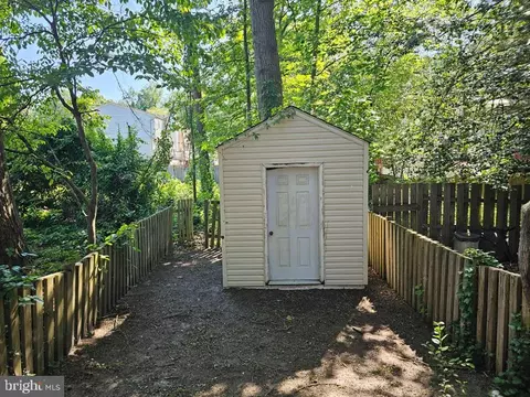 7908 Wellesley Ct, Pasadena, MD 21122 photo 31