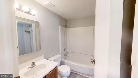 7908 Wellesley Ct, Pasadena, MD 21122 photo 14
