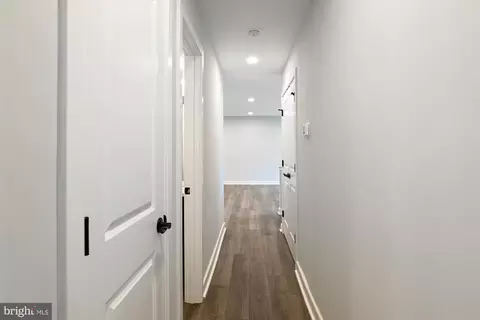 Entry Way - 1985 Gooseneck Rd, Pasadena, MD 21122 photo 3 of 4