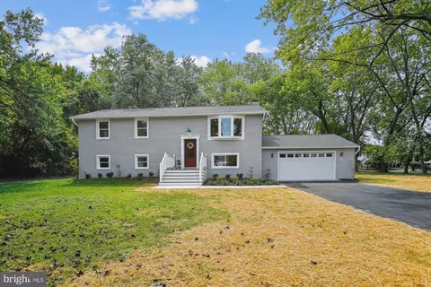 Exterior - 1985 Gooseneck Rd, Pasadena, MD 21122 photo 1 of 11