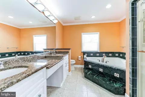 Bath - 602 Rita Dr, Odenton, MD 21113 photo 3 of 4