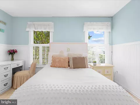Bedroom - 1877 Cherry Rd, Annapolis, MD 21409 photo 3 of 6