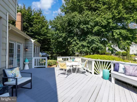 Exterior - 1877 Cherry Rd, Annapolis, MD 21409 photo 3 of 15