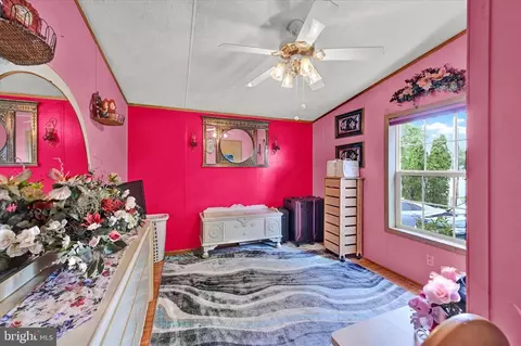 180 Chesapeake Mobile Ct, Hanover, MD 21076 photo 9