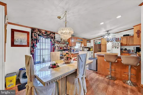 180 Chesapeake Mobile Ct, Hanover, MD 21076 photo 14