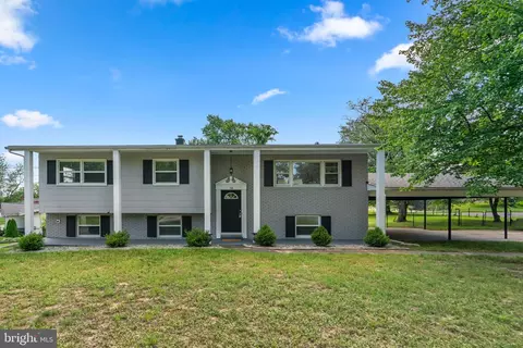 18 Larbo Rd, Millersville, MD 21108