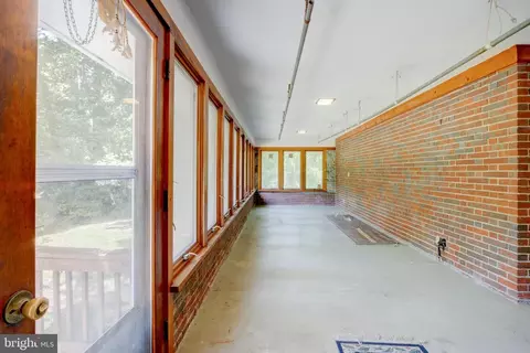 Exterior - 8191 Old Mill Rd, Pasadena, MD 21122 photo 4 of 10